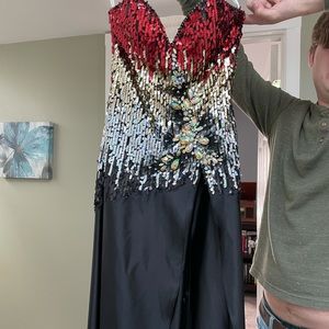 Designer Formal / Prom Dress - Size 4, Sequin & Silk